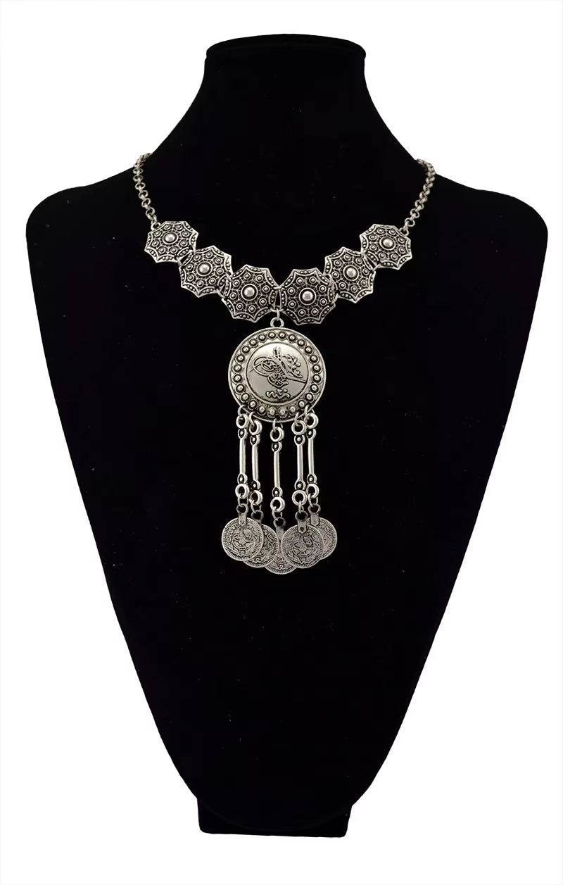 Ethnic Gypsy Vintage Metal Coin Tassel Necklaces Carved Flower for Women Boho Tibetan Silver Necklaces Turkish Tribal Jewelry