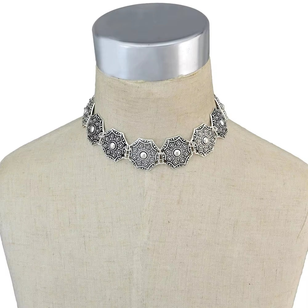 Ethnic Gypsy Vintage Metal Coin Tassel Necklaces Carved Flower for Women Boho Tibetan Silver Necklaces Turkish Tribal Jewelry